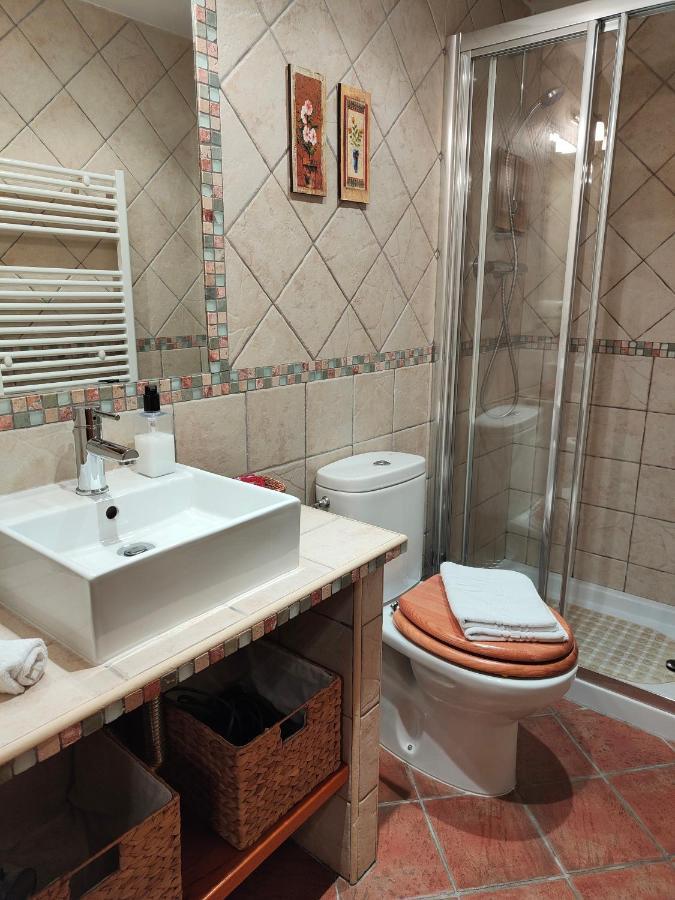 Casa Vieja Tabanera A 8 Min De Segoia Guest House Tabanera del Monte Eksteriør bilde