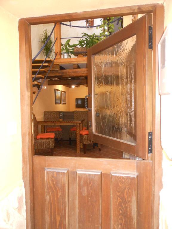 Casa Vieja Tabanera A 8 Min De Segoia Guest House Tabanera del Monte Eksteriør bilde